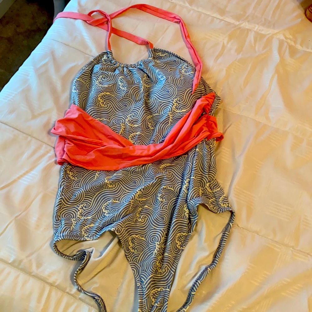 Beaufort bonnet women’s bathing suite XL